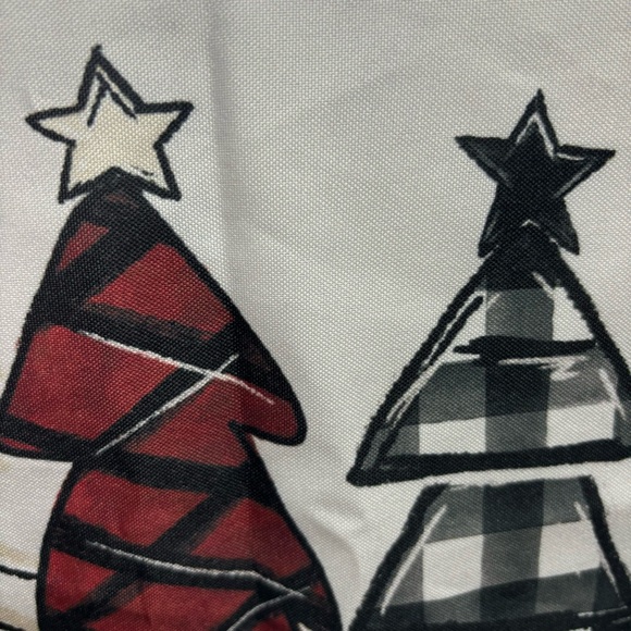 Holiday Tablecloth New Black White Gray Red 58” X 120” Christmas Trees - Picture 7 of 9